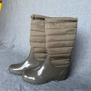 Brand new cold weather boots